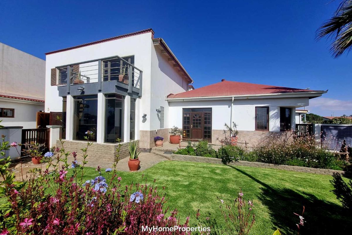 5 bedroom house for sale in Vineta North (Namibia) | 5-Zimmer Haus zu verkaufen in Vineta Nord, Swakopmund, Namibia - Photo 2
