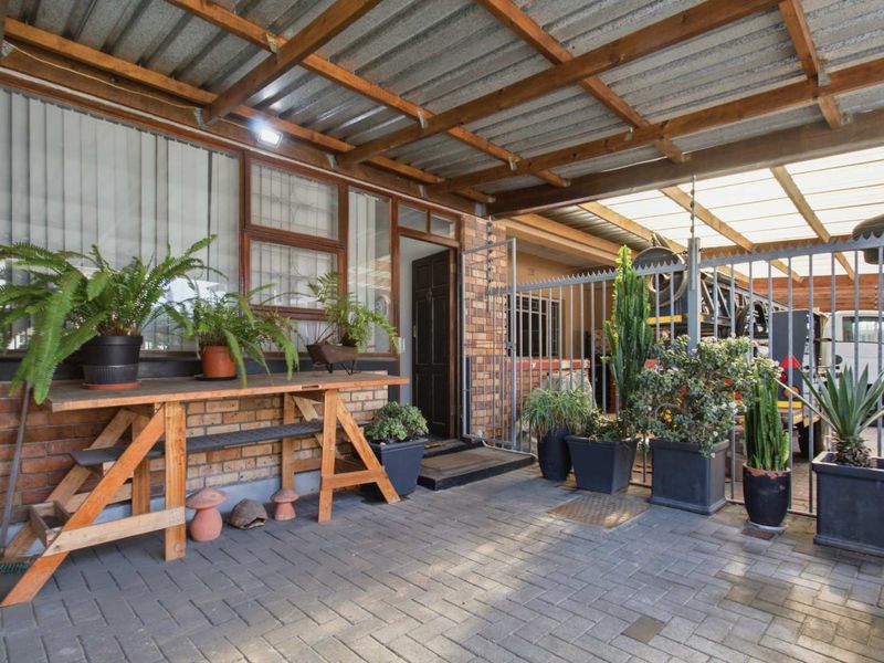 INVESTMENT BUYERS ONLY – URGENT SALE - Photo 3