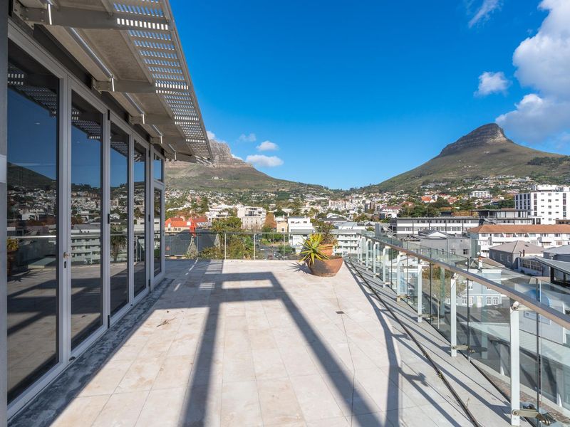 Luxury Penthouse with 180° Table Mountain Views – Available Sept 2026 - Photo 5