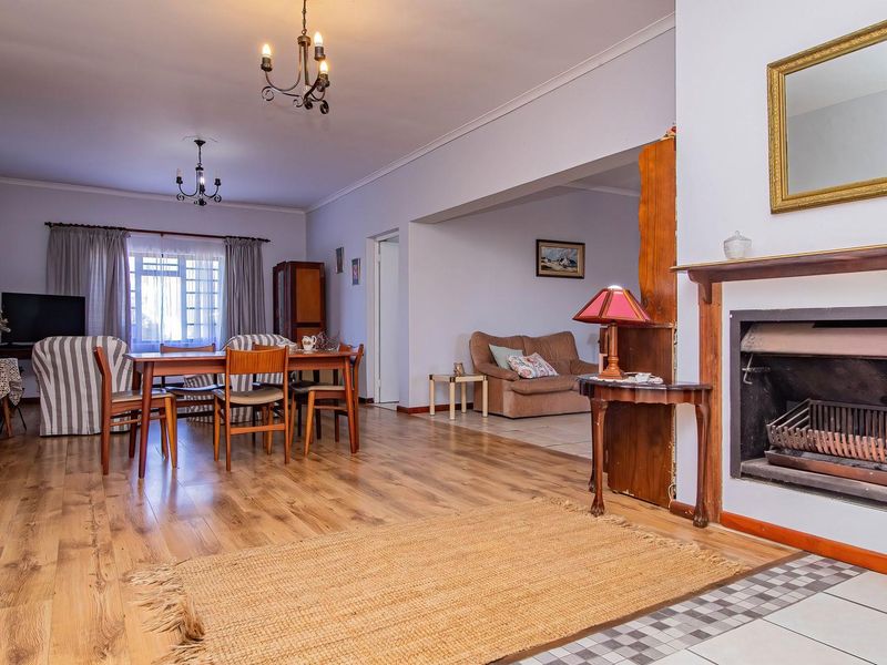 Family-sized Home in De Kelders - Photo 7