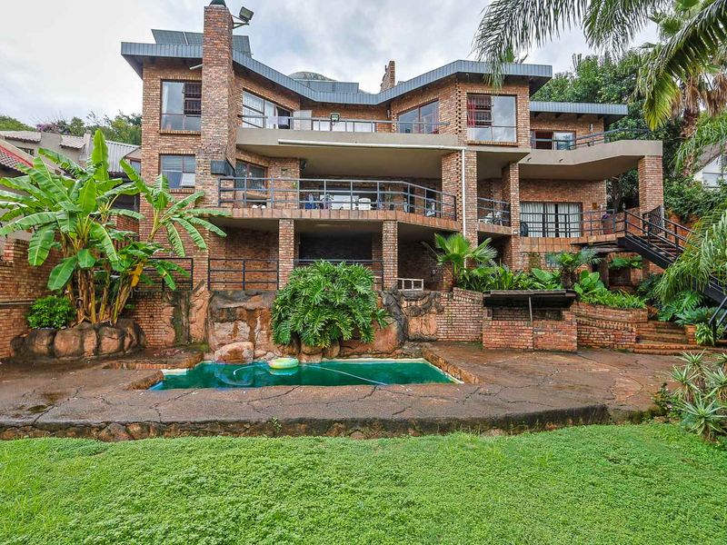 Stunning Off-Grid Oasis - Photo 2