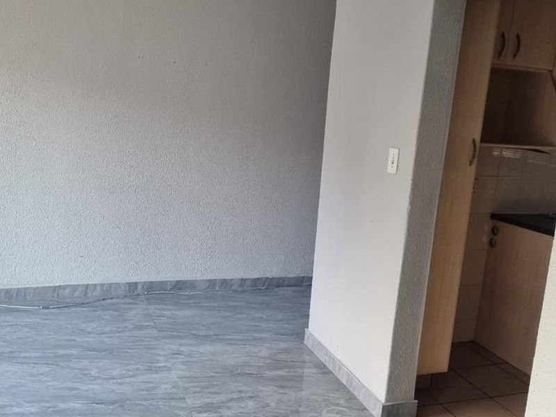 Rental In Goedeburg Benoni in Brentwood Gardens - Photo 10