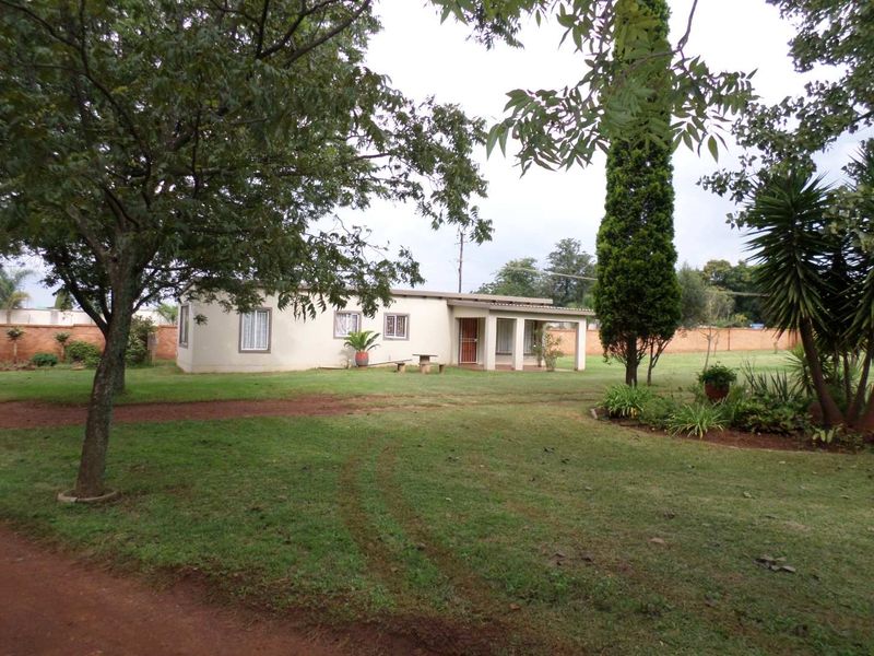 Excellent investment opportunity (small Holding) - Photo 9