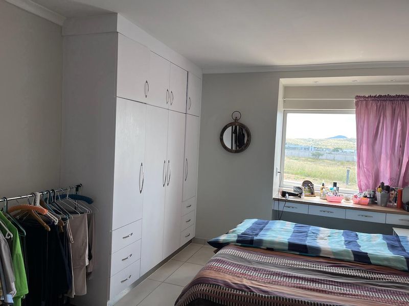 Two-bedroom retirement unit FOR SALE - Photo 3