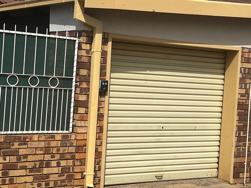 Simply elegant apartment for sale. - Photo 9