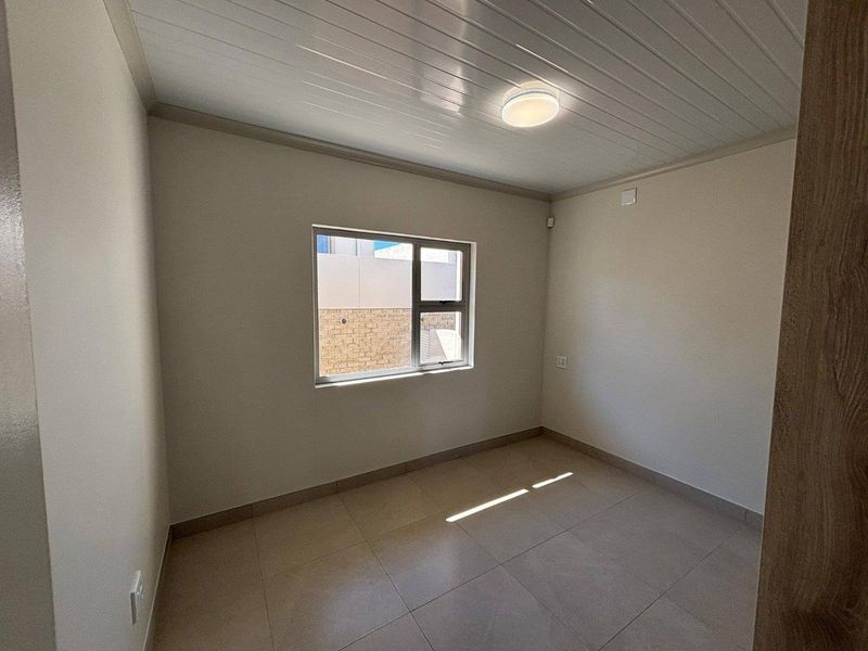 2 Bedroom Townhouse TO LET in Finkenstein Manor - Photo 8