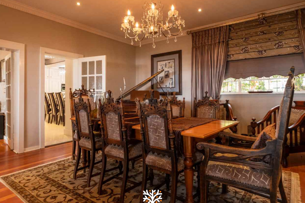 Grand Double-Storey Residence with Multiple Living Spaces - Photo 4