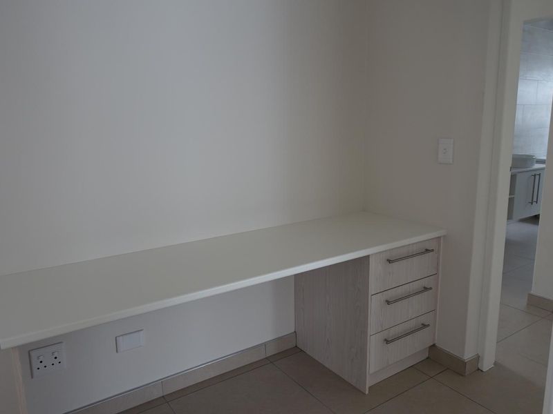 BRAND NEW FREE STANDING CORNER HOUSE - Photo 9