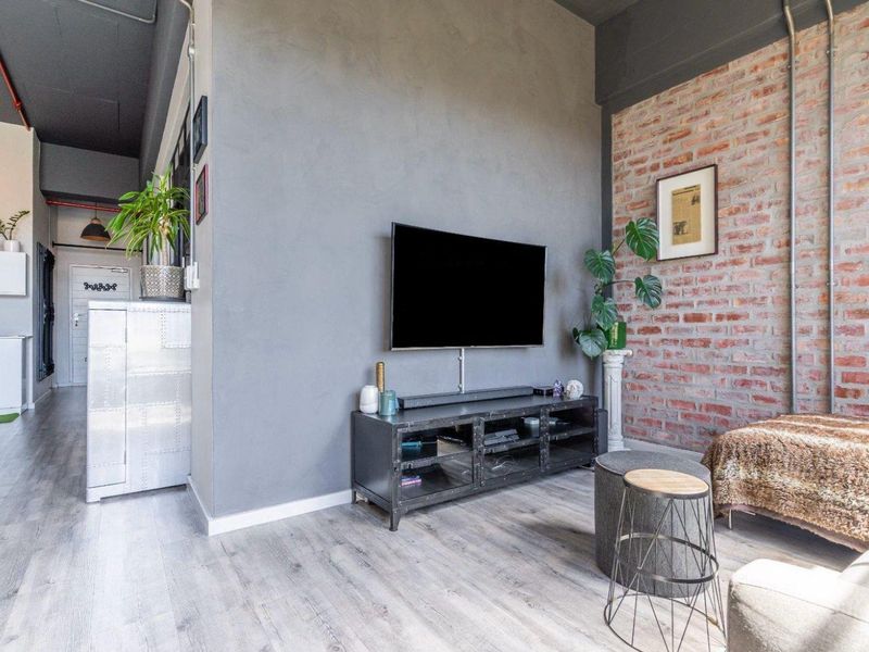 Apartment in Queens Park Studios - Photo 9