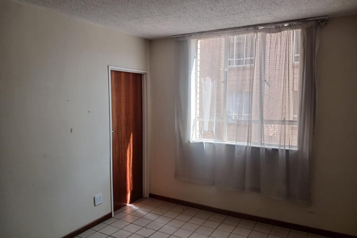 ROOM TO RENT IN SHARED APARTMENT - Photo 5