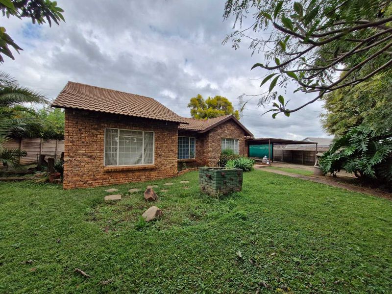 3 Bedroom house for sale in  Orchards - Photo 5