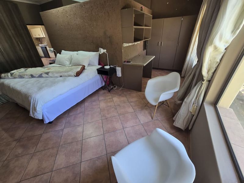 Need extra space? - Photo 2