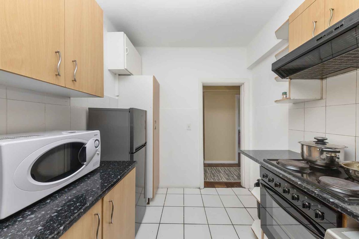 Spacious 2 Bedroom Flat On Jammie Route - Photo 4
