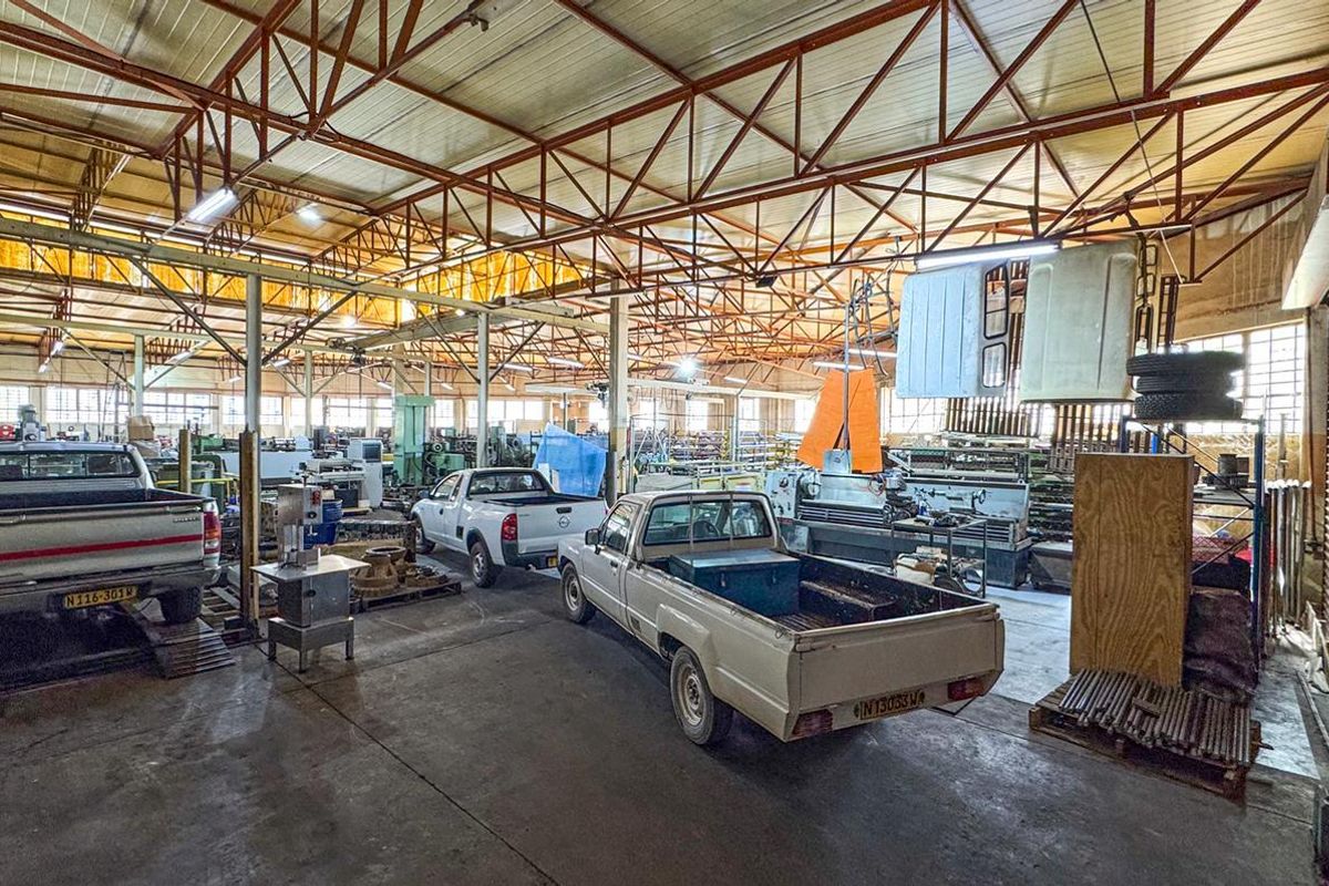 FOR SALE | INDUSTRIAL PROPERTY | NORTHERN INDUSTRIAL AREA, WINDHOEK - Photo 3