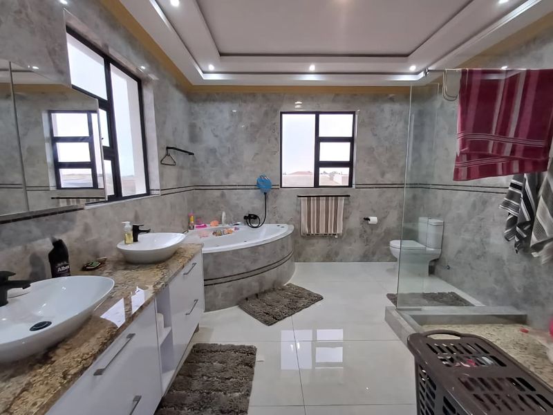 A Coastal Dream Home in Henties Bay Awaits You! - Photo 10