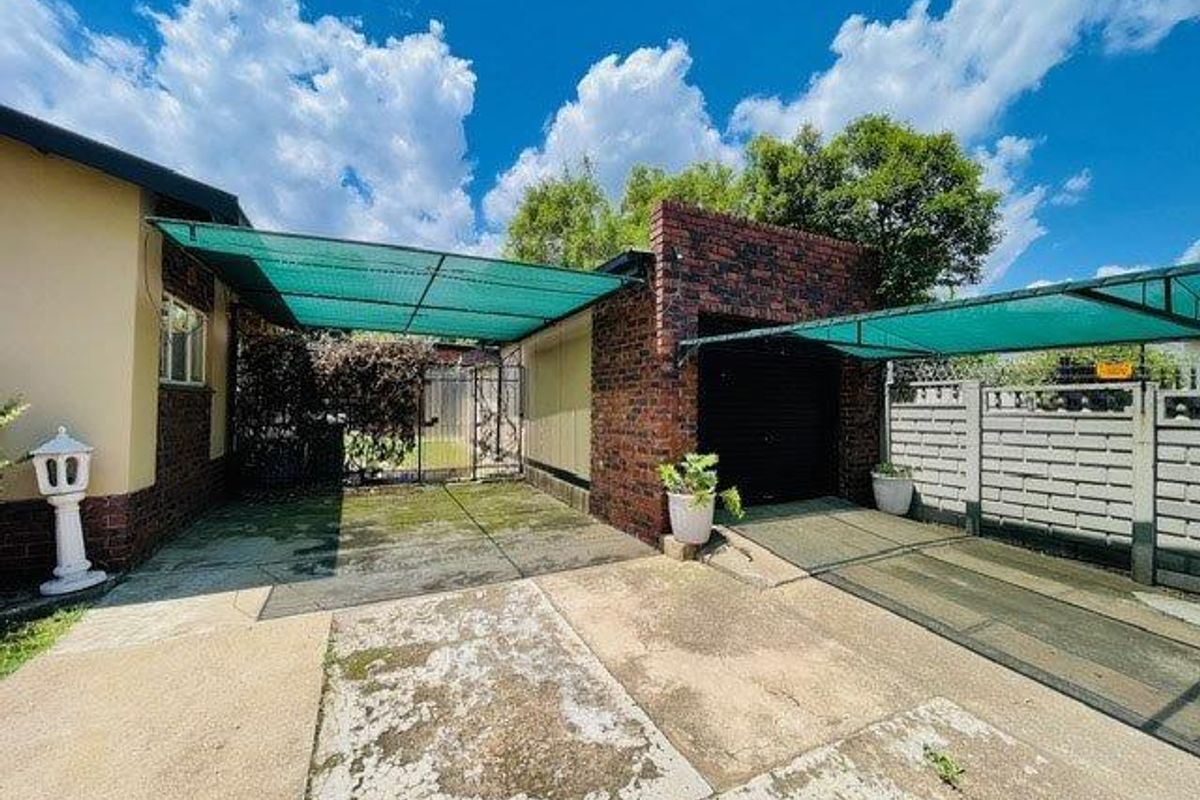 Alberton North Gem: Ideal for First-Time Buyers! - Photo 3
