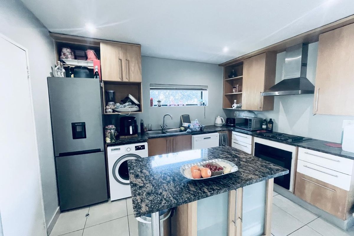 2 Bed Unfurnished Apartment for Rent in Atholl Gardens - Photo 5