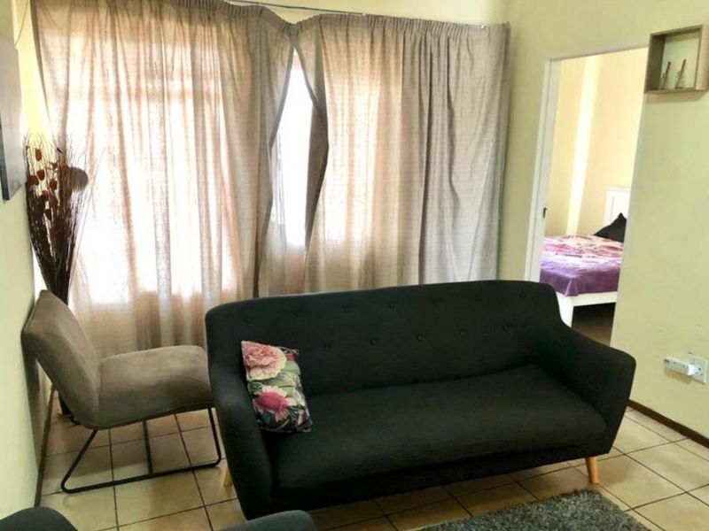 2 Bedroom Apartment for Sale in Pebble Falls - Photo 6