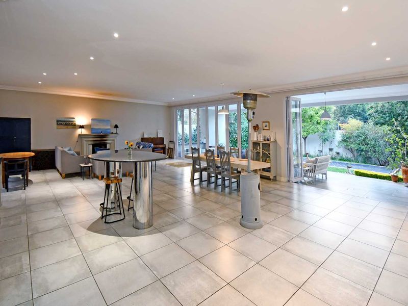 Bryanston Beauty - Photo 6