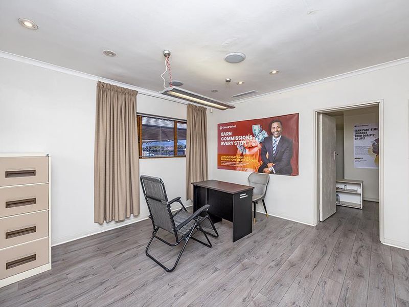 Office Space To Let in Tijgerhof - Photo 6