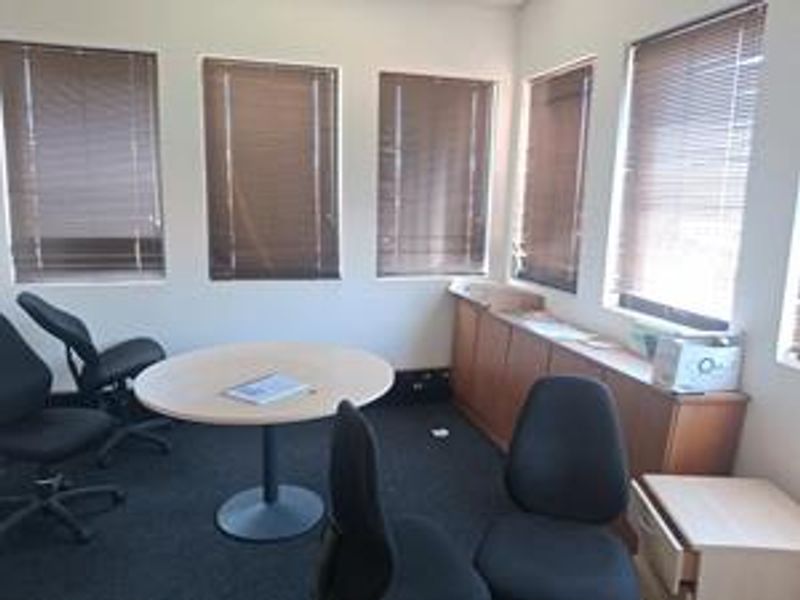 Office To Let - Agra Hyper - Photo 5