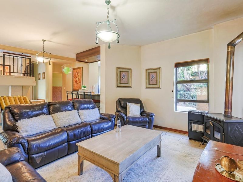 4 Bedroom for Sale - Photo 6