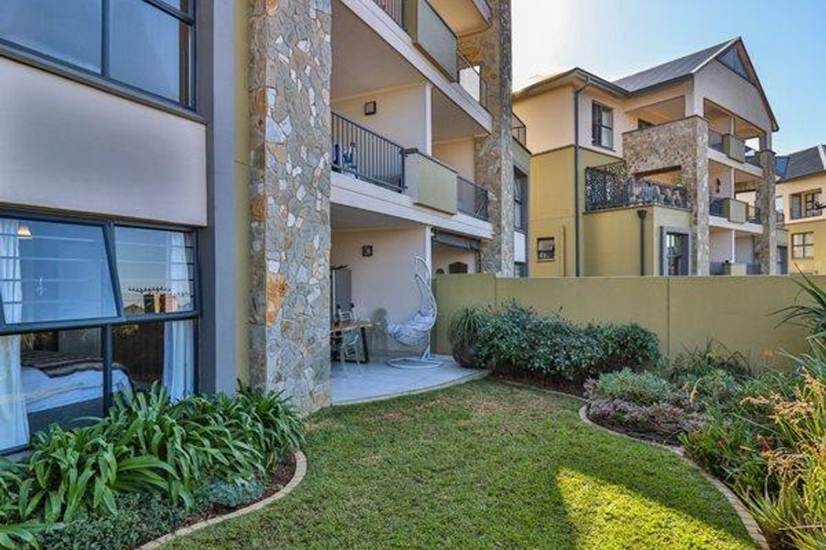 3 Bedroom Ground floor For Sale. - Photo 2