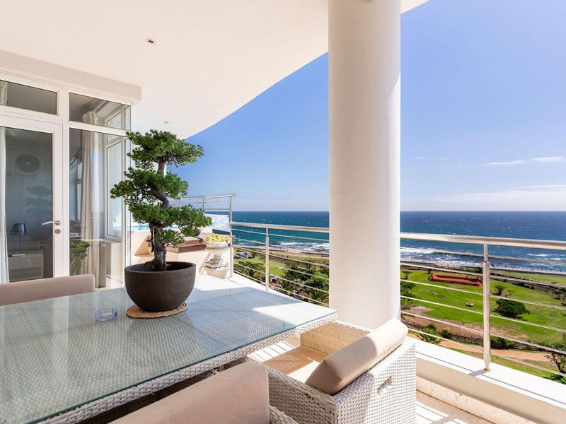 Oceanfront Elegance: Luxury Living in the Heart of Mouille Point - Photo 4