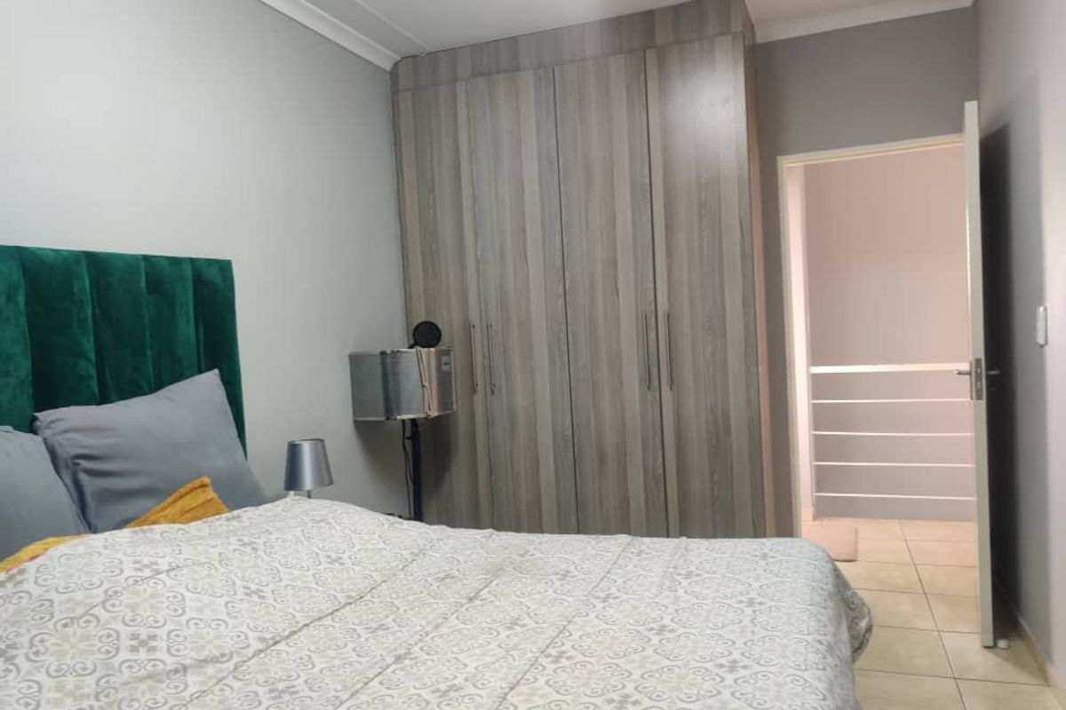 For Sale: Your Dream Home, Move-in Ready Townhouse - Photo 5