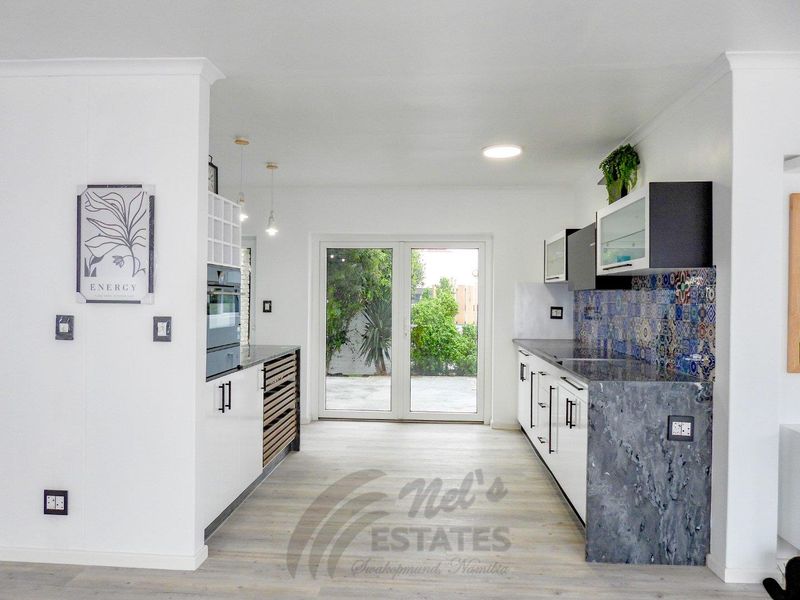 Pristine Home For Sale in Vineta, Swakopmund - Photo 6