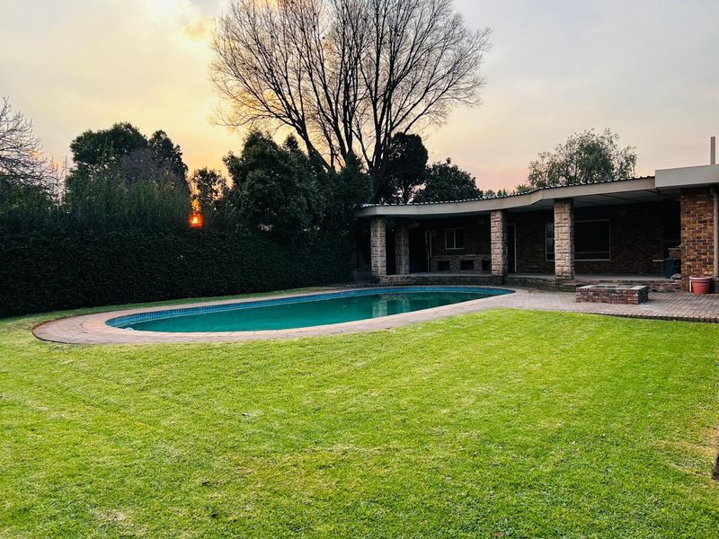 Spacious family home - Photo 2