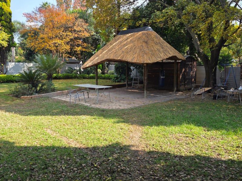 Recently Renovated Immaculate Home for Sale in Garsfontein - Photo 3