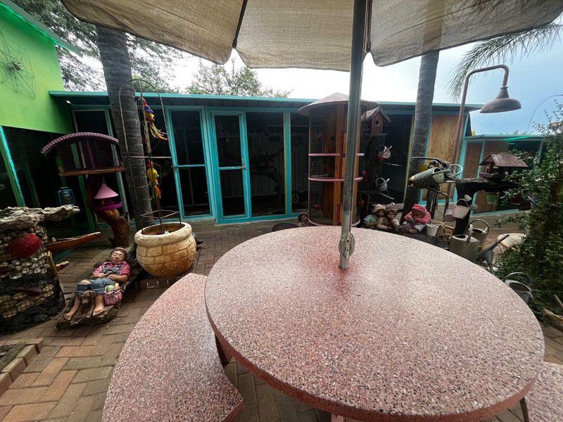 Olympia fairytale house for sale - Photo 8