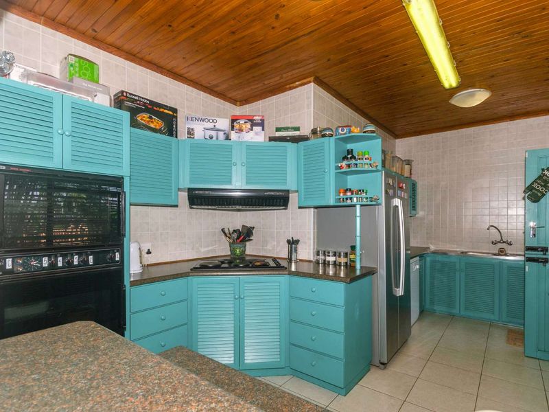 Beautiful Home in the heart of Queensburgh - Photo 7