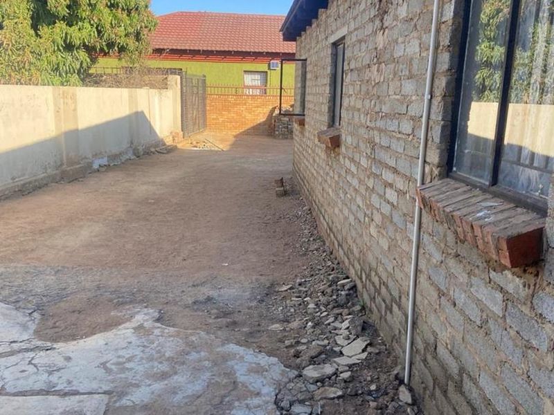 Investment Opportunity in Soshanguve - Photo 8