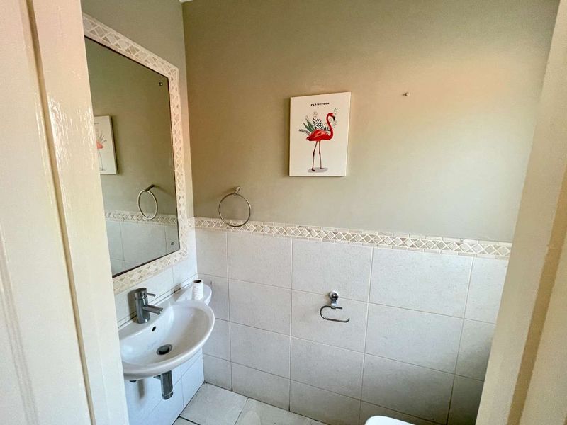 Hendra Estates - Pet Friendly 3 Bedroom Townhouse for Sale!! - Photo 7