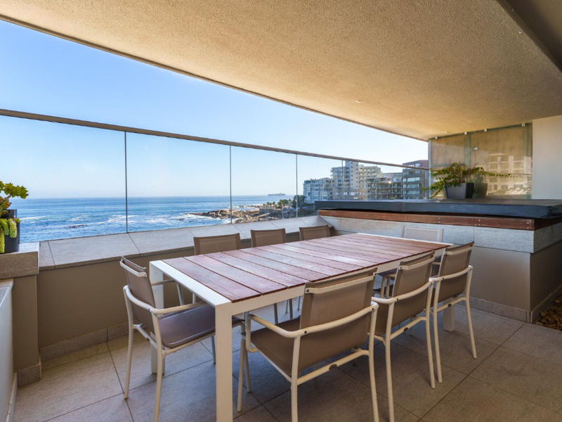 North facing on the Water’s Edge - Impressive "The Bantry" - Photo 3