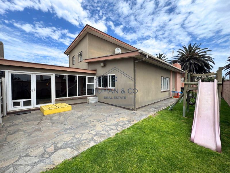 FOR SALE IN LAGOON AREA - Photo 3