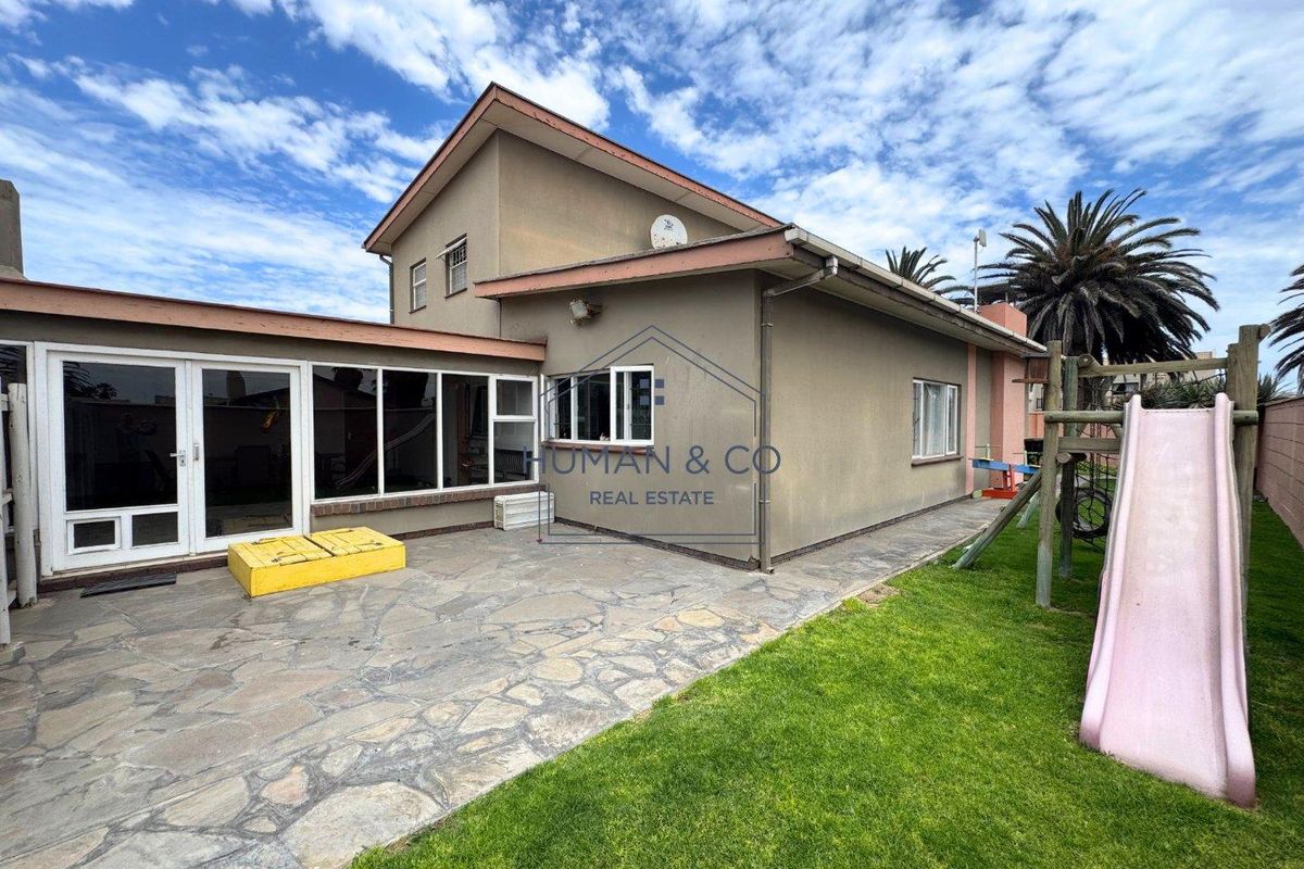 FOR SALE IN LAGOON AREA - Photo 3