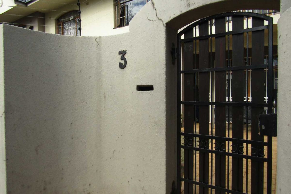 The Perfect Lock Up and Go well Located - Photo 2