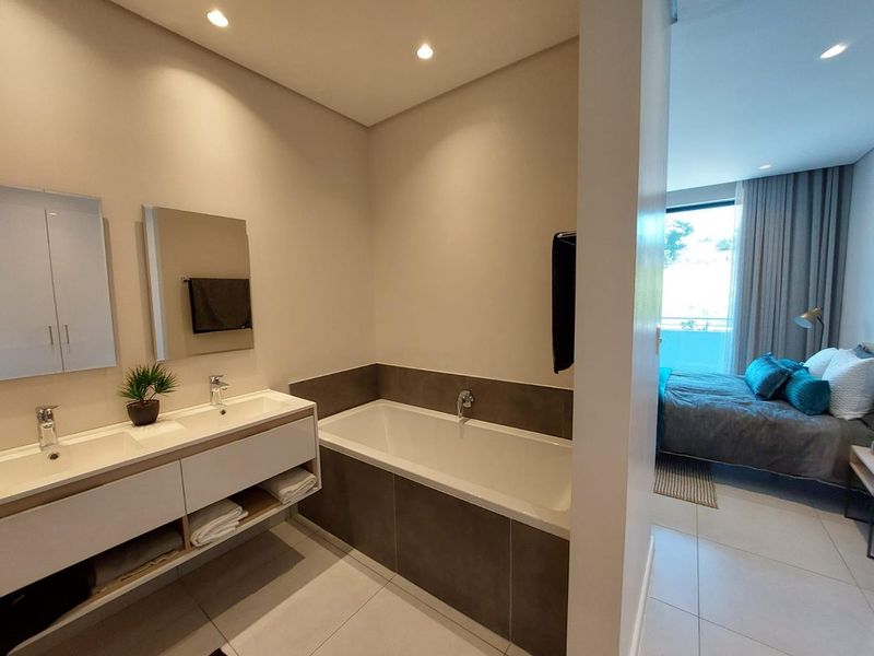 Luxury Apartment with Greenbelt Views in the Upgraded Sandton Gate Precinct - Photo 8