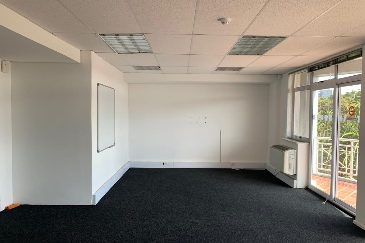 Century City's Best: Double Volume Offices with Canal Access! - Photo 5