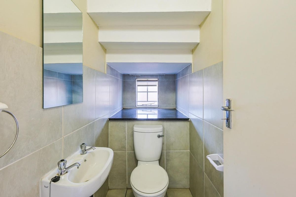 Modern 3-Bedroom Duplex in Secure Estate – Ideal for Families - Photo 5