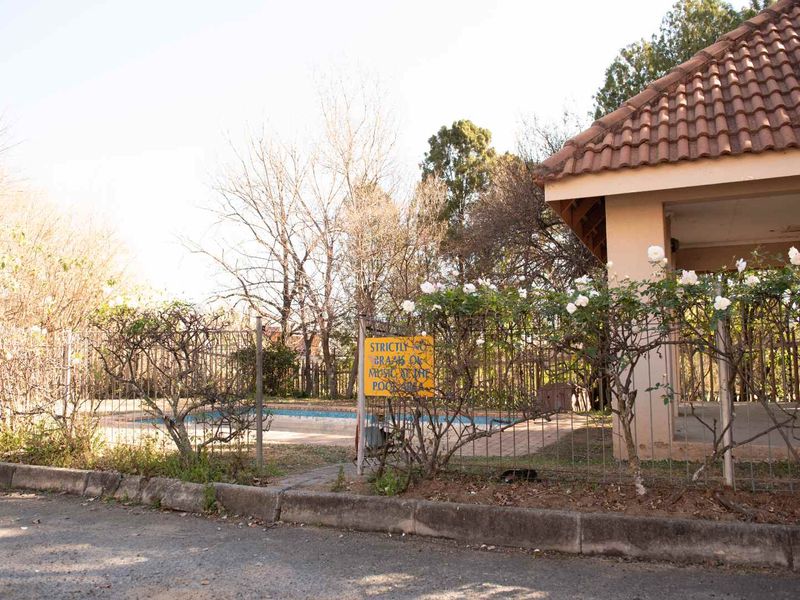 Ground floor Unit - Photo 6