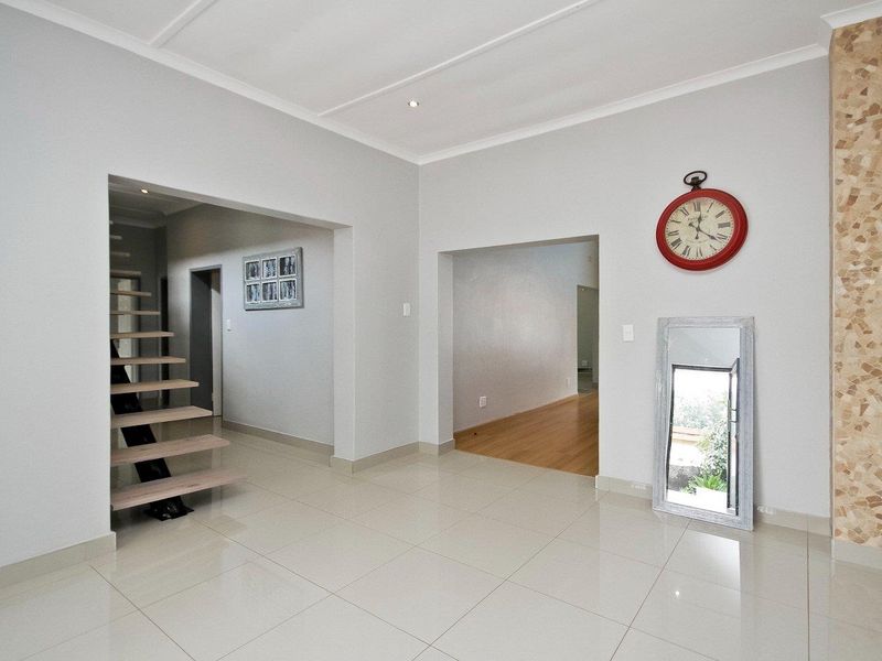 Timeless Charm Meets Modern Luxury! - Photo 2