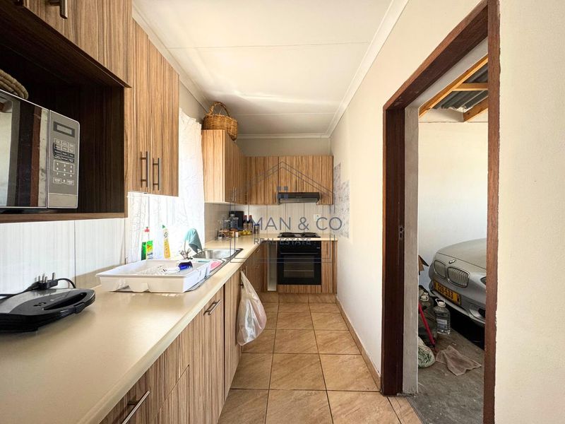 Modern Block of Flats near industrial area - Photo 5