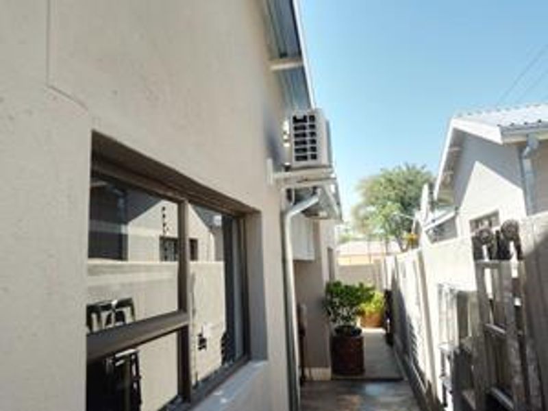 House For Sale in Okahandja - Photo 3