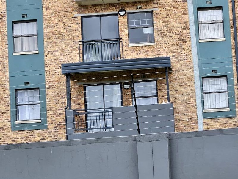 2 bedroom apartment in wolmer, Akasia - Photo 9