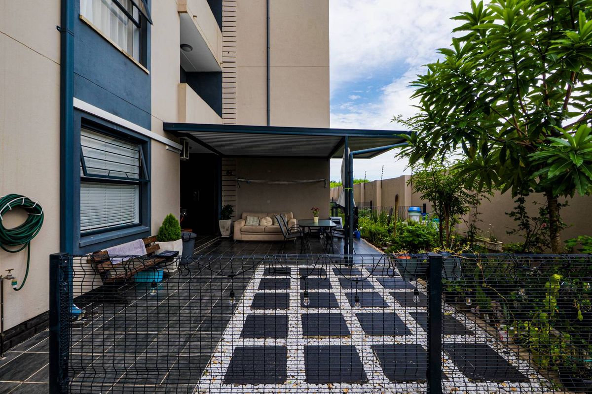 Ground floor modern unit - Photo 4