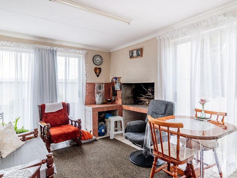 # Bedroom house in a popular area. - Photo 5